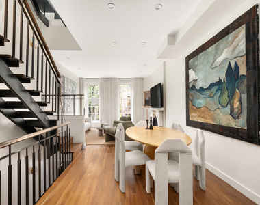 43 W 12th Street - Photo Thumbnail 25