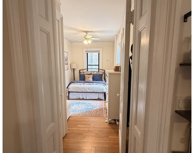 302 W 78th Street - Photo Thumbnail 4