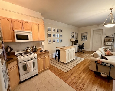 302 W 78th Street - Photo Thumbnail 3