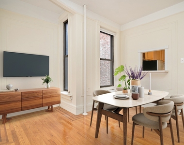 416 E 89th Street - Photo Thumbnail 3
