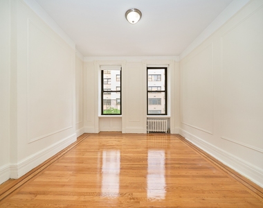 416 E 89th Street - Photo Thumbnail 7