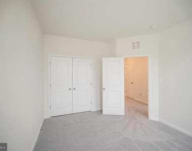 255 Aspen Road - Photo Thumbnail 13