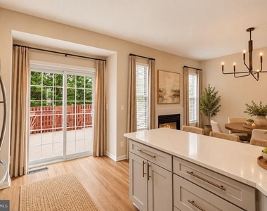 15611 Winding Creek Drive - Photo Thumbnail 28