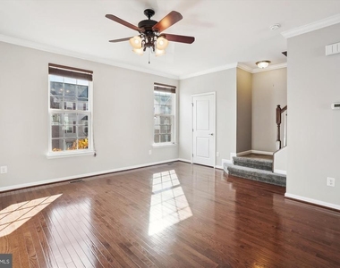 7106 Santa Cruz Place - Photo Thumbnail 15