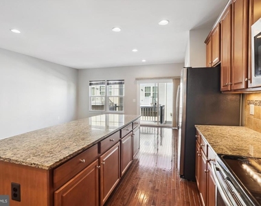 7106 Santa Cruz Place - Photo Thumbnail 12