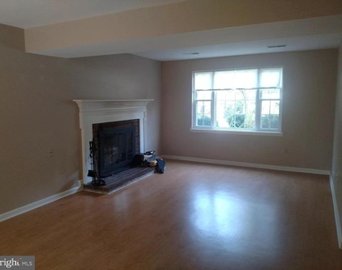 11783 Cotton Mill Drive - Photo Thumbnail 3