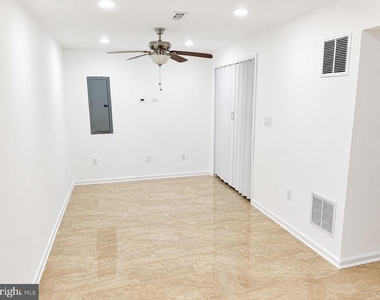 12489 Pfitzner Court - Photo Thumbnail 13