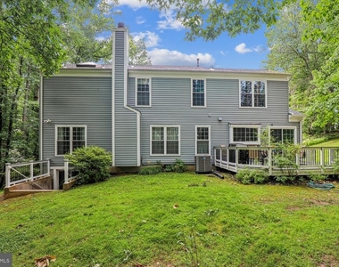 13104 Holly Leaf Court - Photo Thumbnail 6