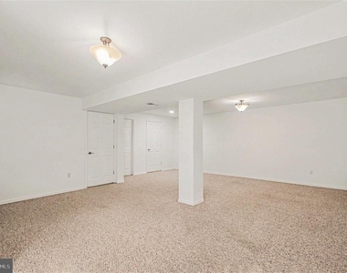 9224 Cynthia St - Photo Thumbnail 26