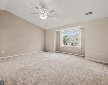 9224 Cynthia St - Photo Thumbnail 19