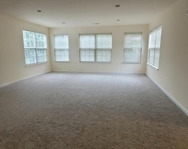 9492 Bankhead Drive - Photo Thumbnail 6