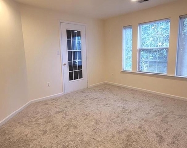 9492 Bankhead Drive - Photo Thumbnail 9