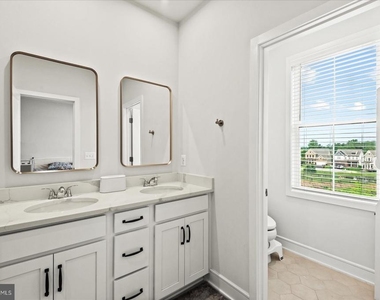 42086 Picasso Square - Photo Thumbnail 19