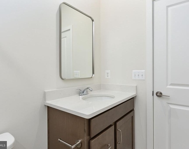 42086 Picasso Square - Photo Thumbnail 31