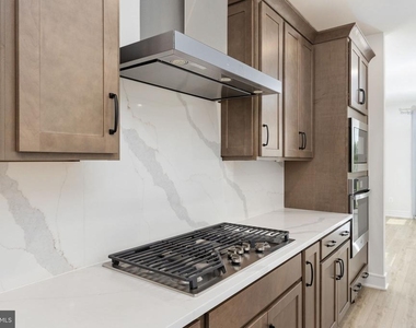 42086 Picasso Square - Photo Thumbnail 6