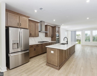 42086 Picasso Square - Photo Thumbnail 4