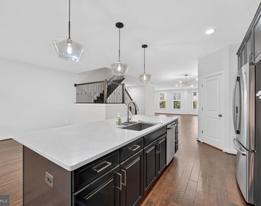 42302 Crawford Terrace - Photo Thumbnail 11