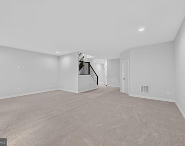 42302 Crawford Terrace - Photo Thumbnail 4