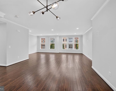 42302 Crawford Terrace - Photo Thumbnail 13