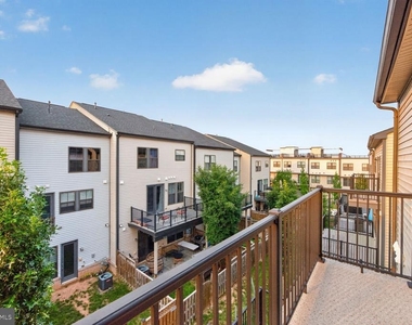 42302 Crawford Terrace - Photo Thumbnail 29