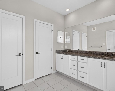 23685 Hopewell Manor Terrace - Photo Thumbnail 25