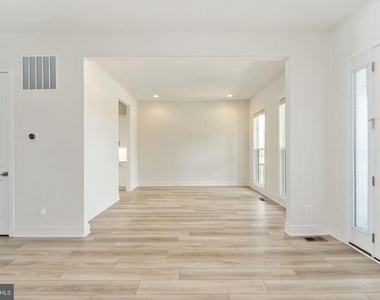 23747 Alton Ridge Place - Photo Thumbnail 4