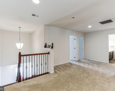 41673 Mcmonagle Square - Photo Thumbnail 16