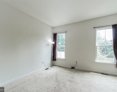 41673 Mcmonagle Square - Photo Thumbnail 12