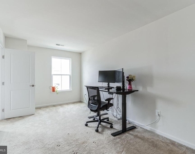 41673 Mcmonagle Square - Photo Thumbnail 20