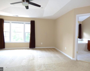 44286 Acushnet Terrace - Photo Thumbnail 9