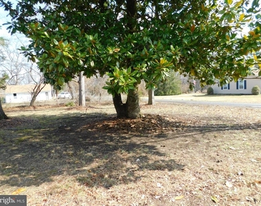 10374 Rectory Lane - Photo Thumbnail 14
