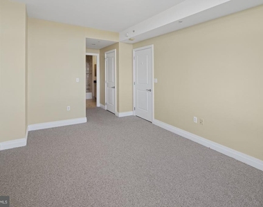 8220 Crestwood Drive - Photo Thumbnail 18