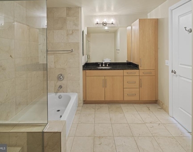 8220 Crestwood Drive - Photo Thumbnail 22