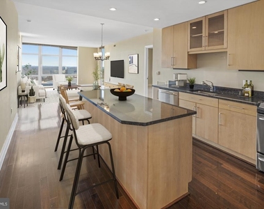 8220 Crestwood Drive - Photo Thumbnail 2