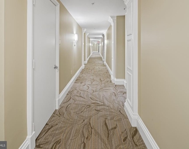 8220 Crestwood Drive - Photo Thumbnail 11
