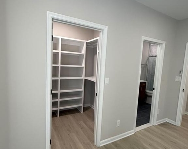 1716 Lake Shore Crest Drive - Photo Thumbnail 8