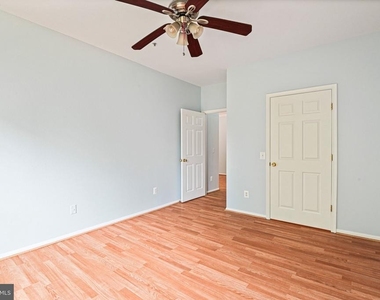 1580 Spring Gate Drive - Photo Thumbnail 20
