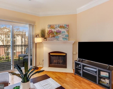1591 Spring Gate Drive - Photo Thumbnail 8