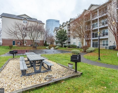 1591 Spring Gate Drive - Photo Thumbnail 35