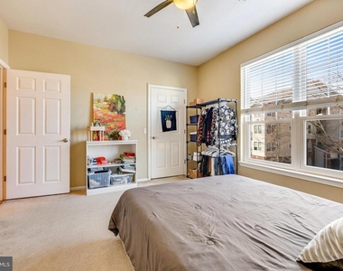 1591 Spring Gate Drive - Photo Thumbnail 27