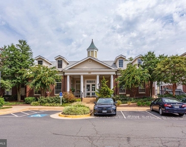 1591 Spring Gate Drive - Photo Thumbnail 37