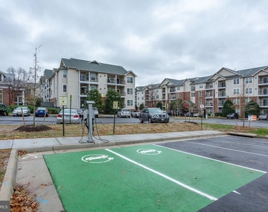 1591 Spring Gate Drive - Photo Thumbnail 44