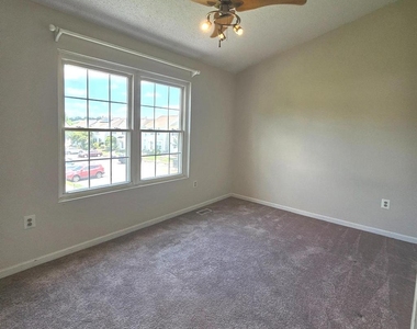 6552 Old Carriage Lane - Photo Thumbnail 25