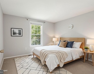 11712 Mossy Creek Lane - Photo Thumbnail 27