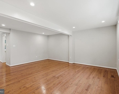 11712 Mossy Creek Lane - Photo Thumbnail 6
