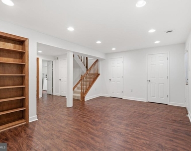 11712 Mossy Creek Lane - Photo Thumbnail 34