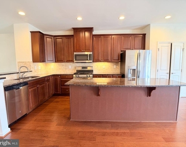 152 Trout Lily Drive - Photo Thumbnail 9