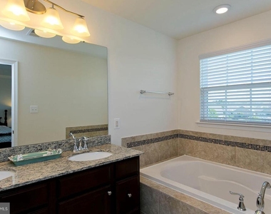 152 Trout Lily Drive - Photo Thumbnail 22