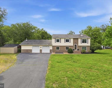 7264 Twilight Court - Photo Thumbnail 21