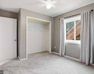 7264 Twilight Court - Photo Thumbnail 15